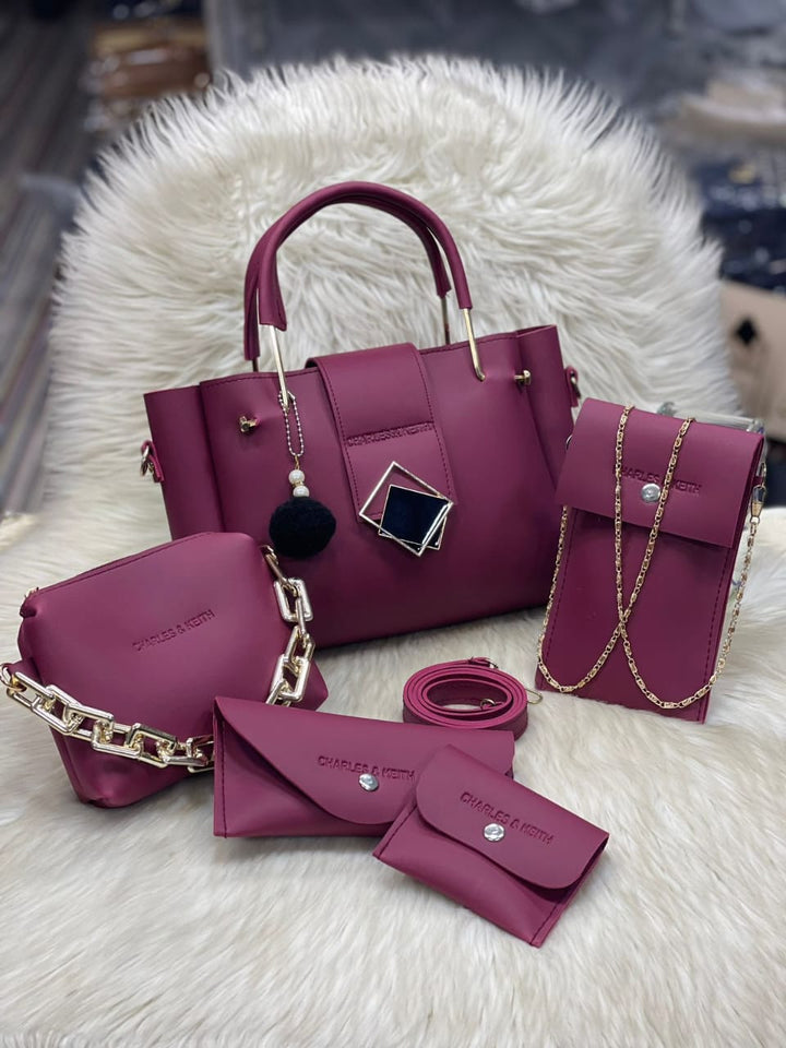 CHARLES & KEiTH 5 PiS  SET